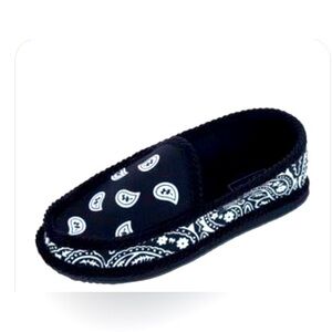 TROOPER America paisley bandanna Slippers Size 8 NWOB